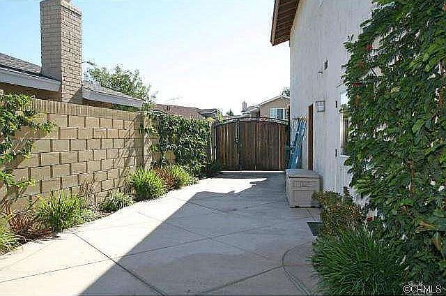2nd image of 3741 Toland Ave