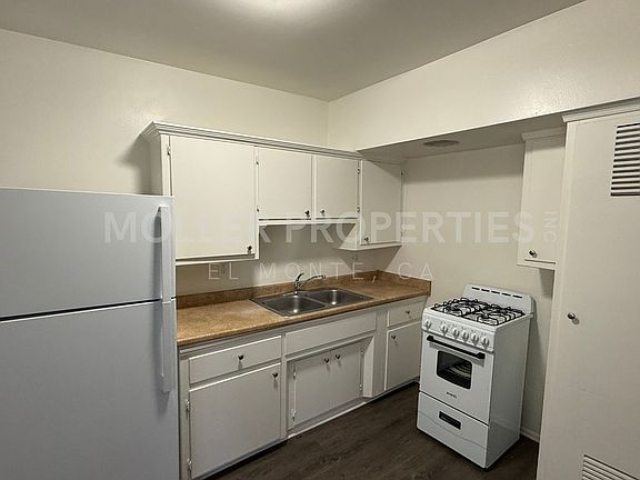 5th image of 3432 La Madera Ave #Mae09