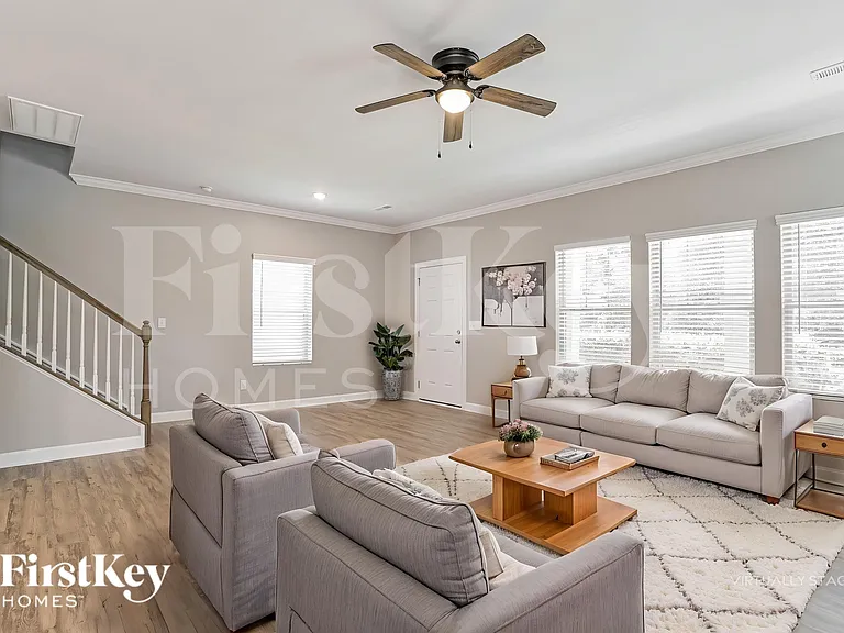 11732 Mesquite Rd — Photo 5