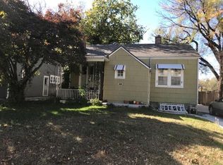 225 S Bluff Ave, Wichita, KS 67218