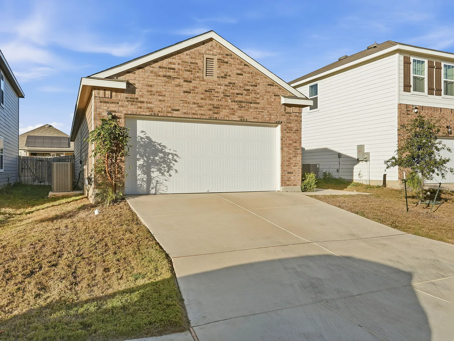 3 bed, 1211 sqft, $1,750 — Photo 2