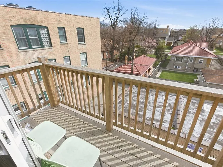 4939 N Saint Louis Ave #3V — Photo 10
