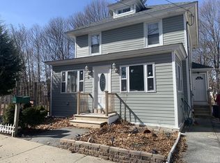 6 Horne St, Methuen, MA 01844