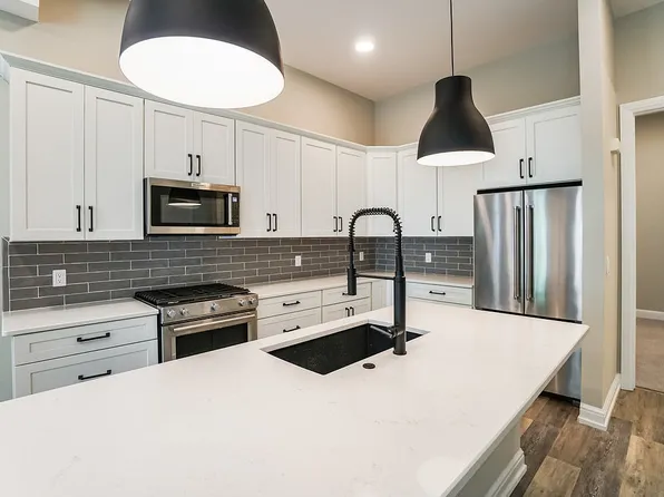 Vester Heights Apartments, 244 Vester St #5, Ferndale, MI 48220