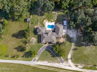 105 Dairy Rd, Melrose, FL 32666