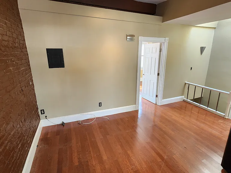 4 Wilbur Ct #3 — Photo 3