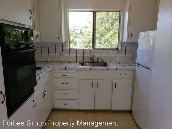 5th image of 130 Towne Ter APT 5