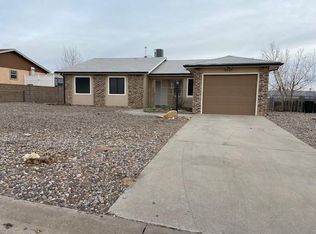 4240 Pumice Dr NE, Rio Rancho, NM 87124
