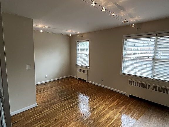 2nd image of 180 Pinewood Rd #24