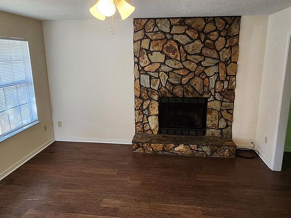 3rd image of 740 Tumbleweed Trl APT A