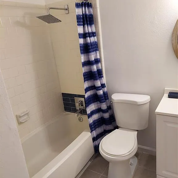 10855 Meadowglen Ln #1108 — Photo 12