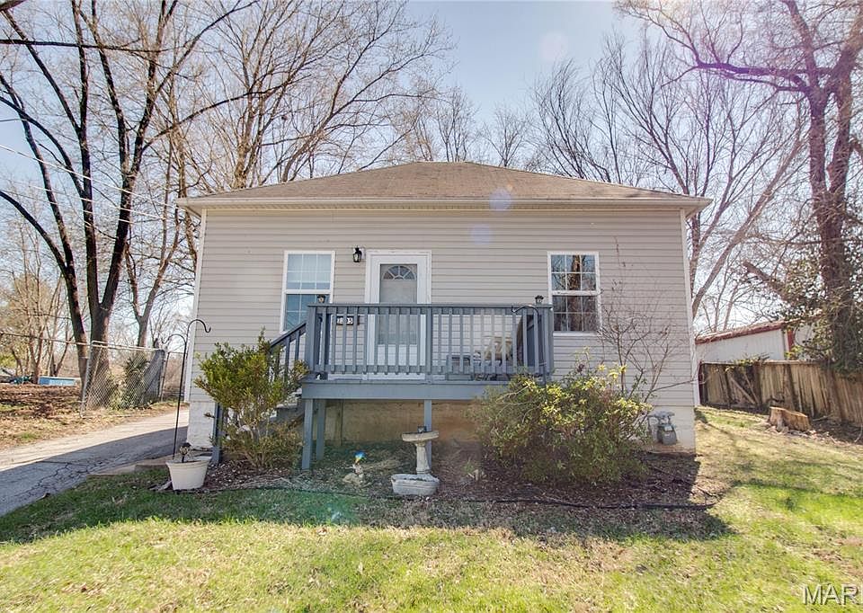 1st image of 3305 Fernwood Ave