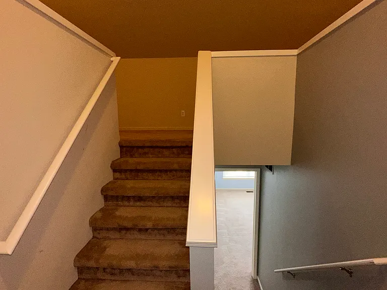3050 Cloverly Ln — Photo 20