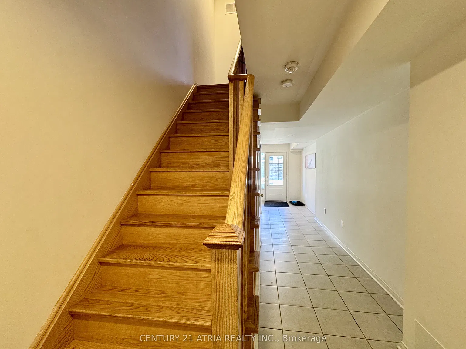 3 bed, $3,200 — Photo 4
