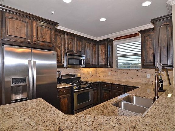 5th image of 500 Waters Edge Dr APT 231