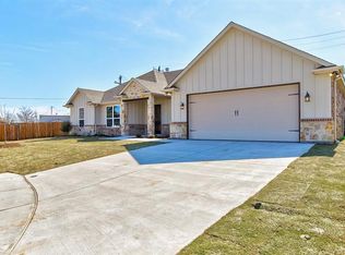 301 Nolan River Run, Godley, TX 76044 | MLS #20586105 | Zillow