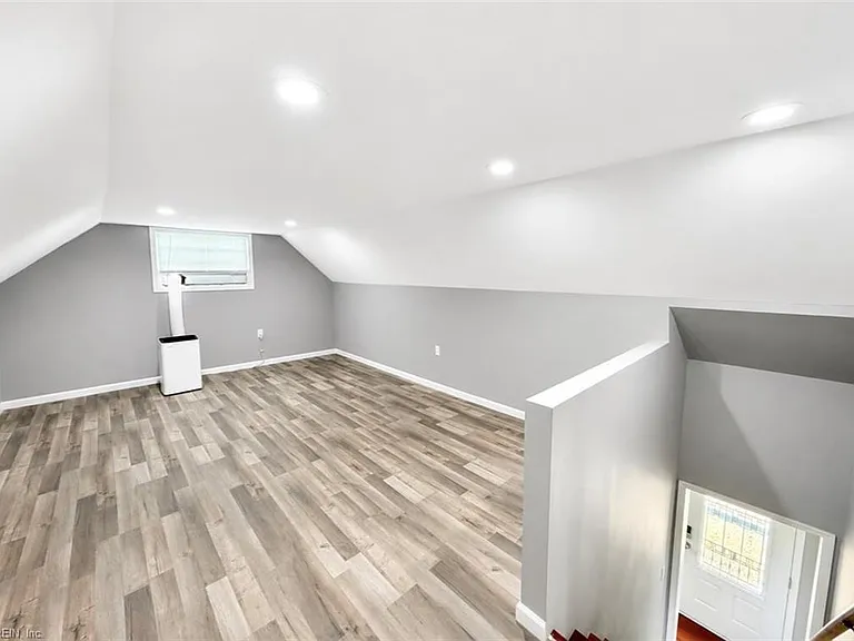 519 Beech Dr — Photo 23