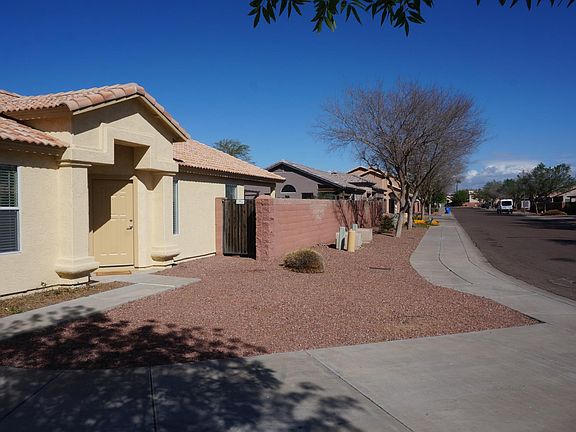 3rd image of 3301 E Waltann Ln