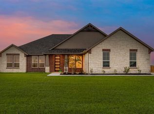 2902 Mossy Oak Dr, Oak Ridge, TX 75160