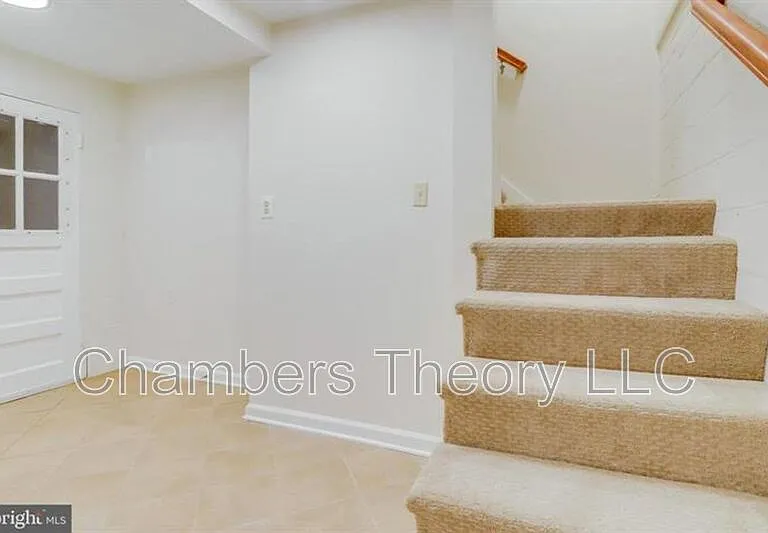 530 N Nelson St #1 — Photo 23