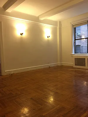 Rented by RC Realty Group of New York Inc | media 17