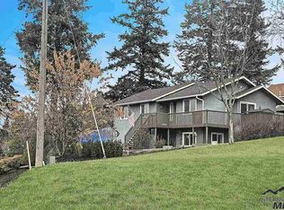 302 E Schwenne St, Uniontown, WA 99179