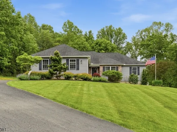 309 Turkey Top Rd, Lebanon Twp., NJ 07865