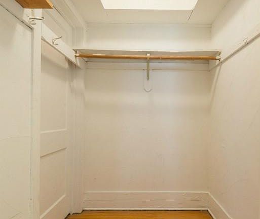 5th image of 427 W Belden Ave #431C101