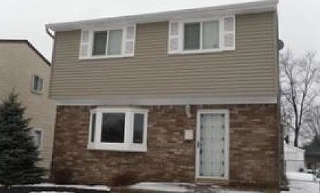 1st image of 23232 Elmira St