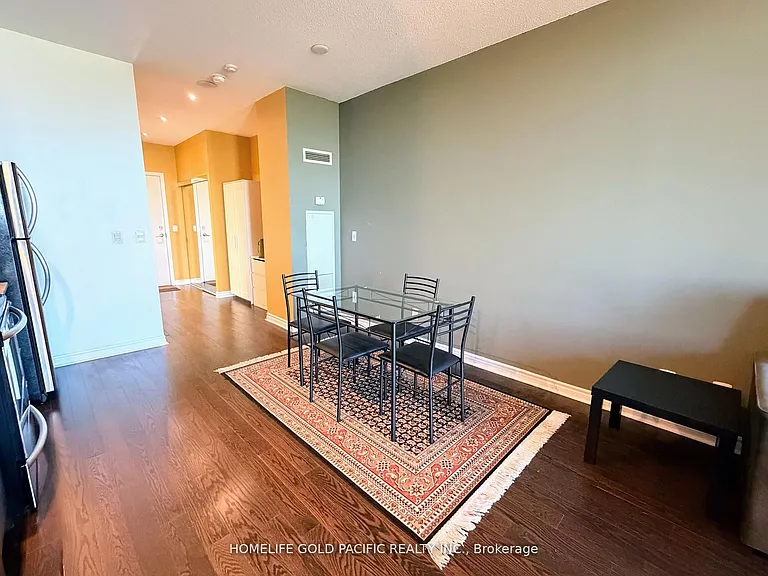 2885 Bayview Ave #715 — Photo 5