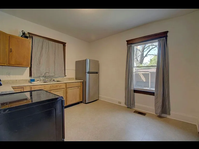 1209 Scott St — Photo 22