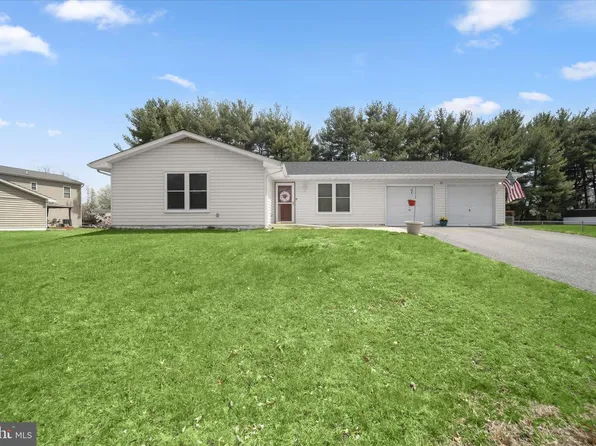 8151 Harvest Ct, Severn, MD 21144