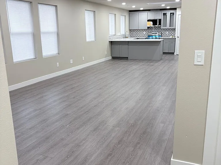 6801 Lombard Ave #B — Photo 5