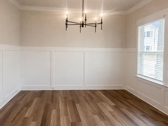3rd image of 8272 Shrewsbury Ln #25