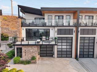 537 Hawes Ct, Kelowna, BC V1W5C5