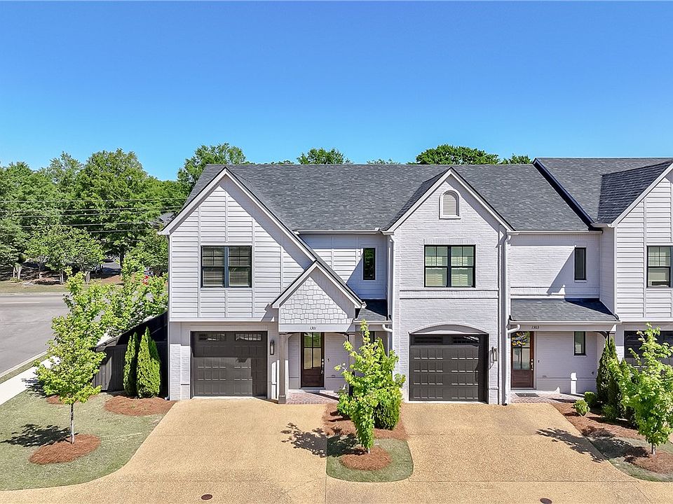 1st image of 1301 Parker Pl