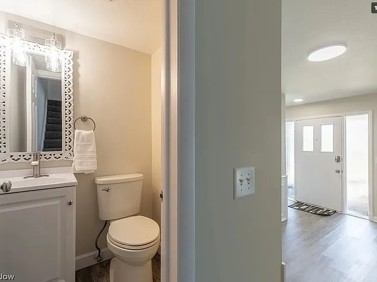7970 Mentor Ave #D01 — Photo 8
