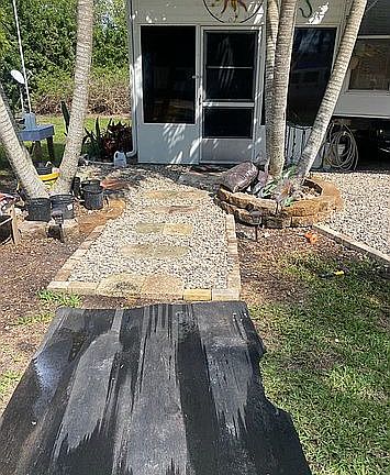 3rd image of 7898 Raymary St