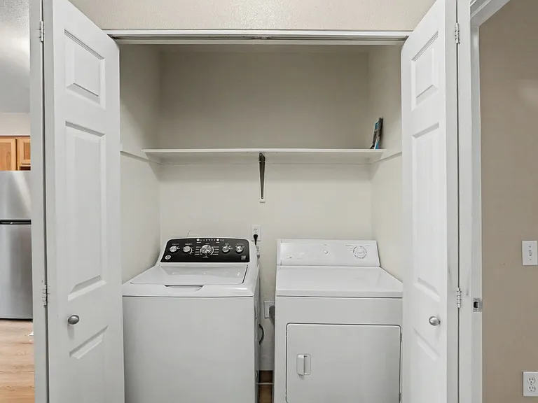 The Apartments at Cinnamon Lakes — Photo 10