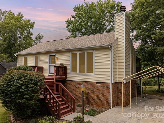 2nd image of 9520 Buckskin Ln