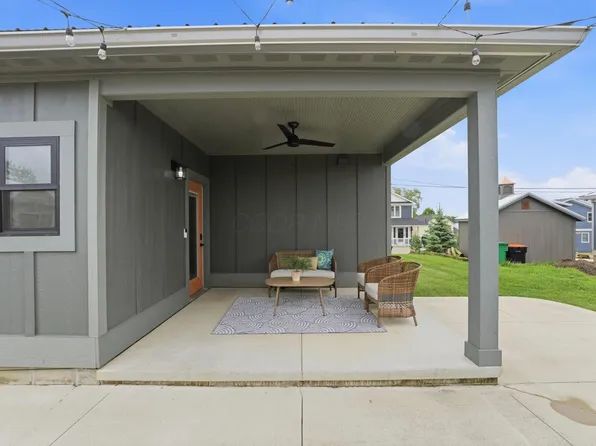 55 East St, Buckeye Lake, OH 43008