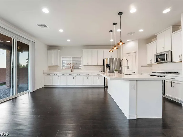 6462 Estrella Hills Ave — Photo 10