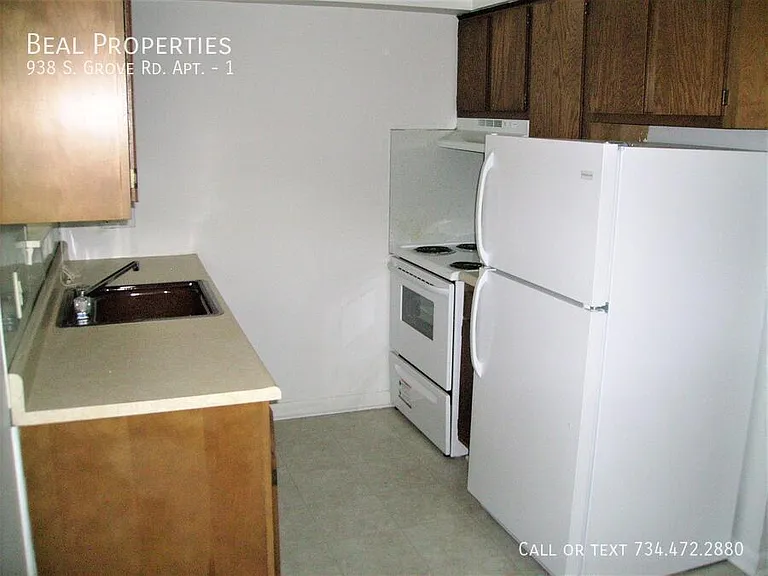 938 S Grove Rd #1 — Photo 4