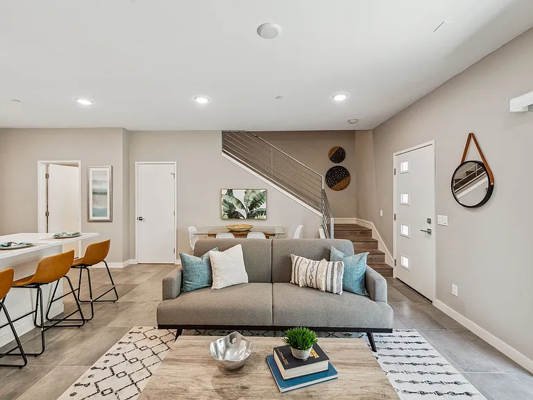 KSB - Santa Fe Townhomes — Photo 47