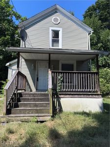 970 Nathan St, Akron, OH, 44307