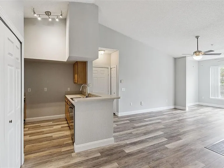 13015 Plantation Park Cir #1035 — Photo 6