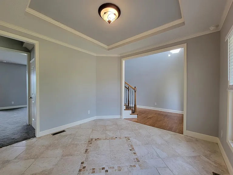 1865 W Ferrel Dr — Photo 2