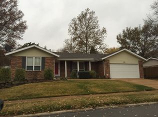 2840 Bee Tree Ln, Saint Louis, MO