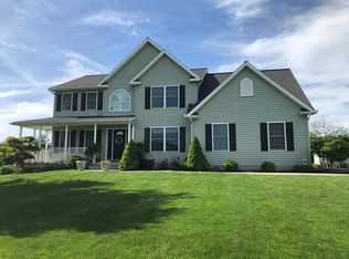 4 Royal Crest Rd, Horseheads, NY 14845