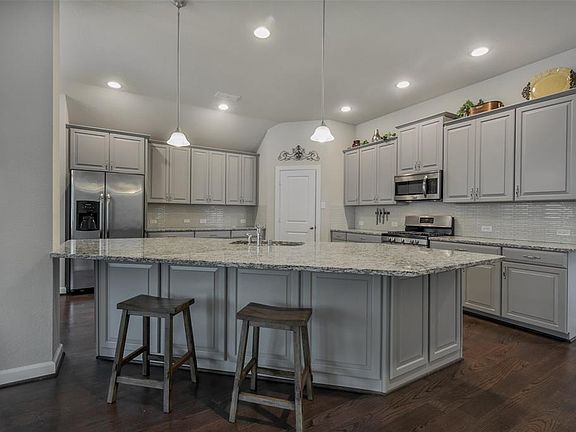 3rd image of 9510 Ocean Dr